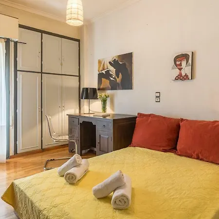 Art Deco Spacious Close To Centre Athens